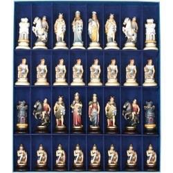 Etruskerschach geschnitzt mit Kassette